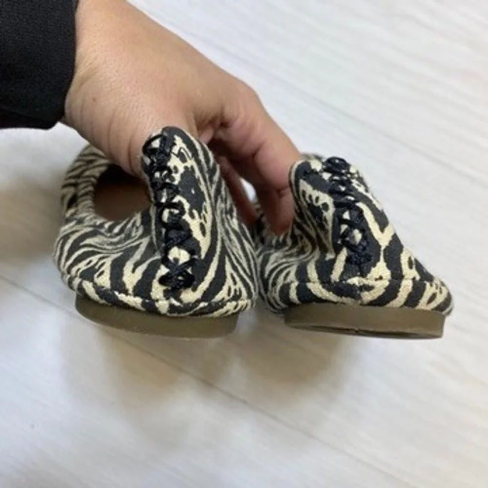 Lucky Brand Womens 9.5 Erin Ballet Flats Ikat Geometric Black‎ Cream Fabric
